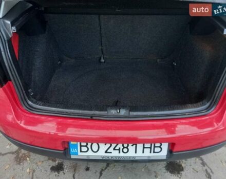 Красный Фольксваген Гольф, объемом двигателя 1.39 л и пробегом 205 тыс. км за 5399 $, фото 43 на Automoto.ua