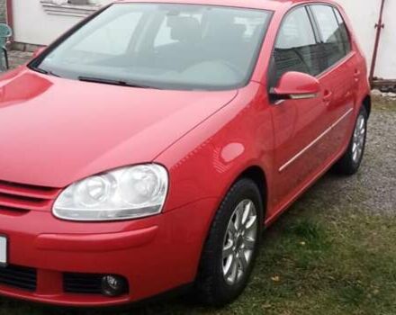 Червоний Фольксваген Гольф, об'ємом двигуна 1.4 л та пробігом 125 тис. км за 5999 $, фото 5 на Automoto.ua