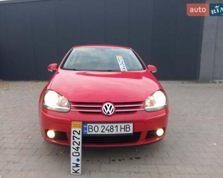 Красный Фольксваген Гольф, объемом двигателя 1.39 л и пробегом 205 тыс. км за 5399 $, фото 3 на Automoto.ua