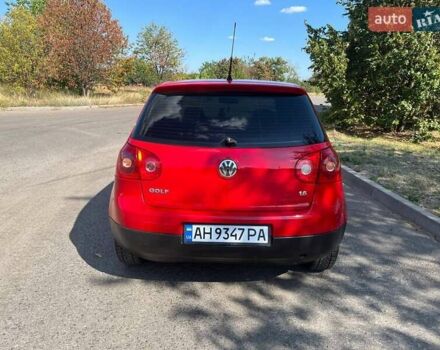 Красный Фольксваген Гольф, объемом двигателя 1.6 л и пробегом 231 тыс. км за 5500 $, фото 5 на Automoto.ua