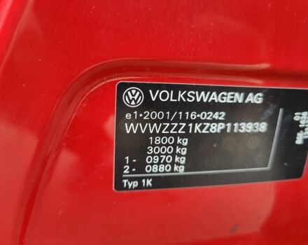 Красный Фольксваген Гольф, объемом двигателя 1.6 л и пробегом 184 тыс. км за 6450 $, фото 7 на Automoto.ua