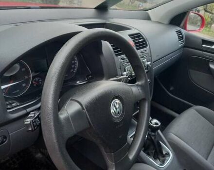 Червоний Фольксваген Гольф, об'ємом двигуна 1.4 л та пробігом 205 тис. км за 4950 $, фото 29 на Automoto.ua