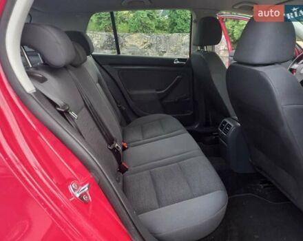 Красный Фольксваген Гольф, объемом двигателя 1.39 л и пробегом 205 тыс. км за 5399 $, фото 31 на Automoto.ua