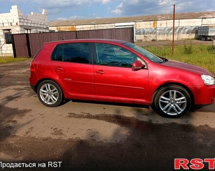 Красный Фольксваген Гольф, объемом двигателя 1.6 л и пробегом 212 тыс. км за 6500 $, фото 5 на Automoto.ua