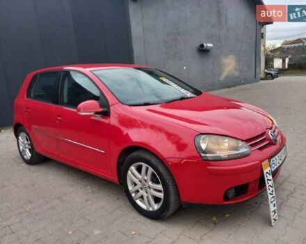 Красный Фольксваген Гольф, объемом двигателя 1.39 л и пробегом 205 тыс. км за 5399 $, фото 12 на Automoto.ua