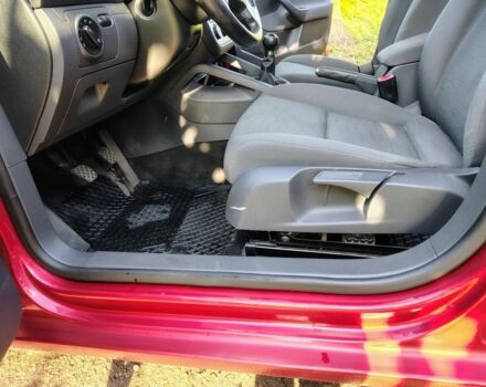 Красный Фольксваген Гольф, объемом двигателя 1.6 л и пробегом 187 тыс. км за 5800 $, фото 11 на Automoto.ua