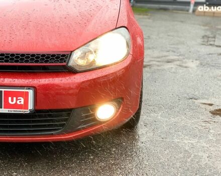 Красный Фольксваген Гольф, объемом двигателя 1.6 л и пробегом 197 тыс. км за 7690 $, фото 9 на Automoto.ua