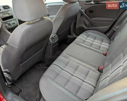 Красный Фольксваген Гольф, объемом двигателя 1.39 л и пробегом 186 тыс. км за 7500 $, фото 22 на Automoto.ua