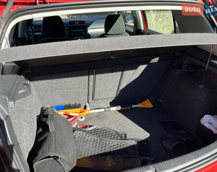 Червоний Фольксваген Гольф, об'ємом двигуна 1.39 л та пробігом 257 тис. км за 7990 $, фото 13 на Automoto.ua