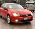 Красный Фольксваген Гольф, объемом двигателя 1.6 л и пробегом 197 тыс. км за 7690 $, фото 2 на Automoto.ua