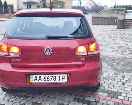 Красный Фольксваген Гольф, объемом двигателя 1.6 л и пробегом 196 тыс. км за 8000 $, фото 11 на Automoto.ua
