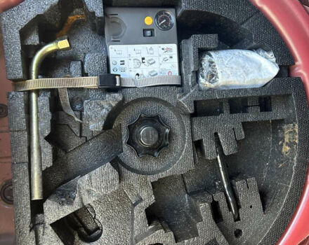 Красный Фольксваген Гольф, объемом двигателя 1.4 л и пробегом 205 тыс. км за 7350 $, фото 25 на Automoto.ua