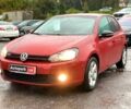 Красный Фольксваген Гольф, объемом двигателя 1.6 л и пробегом 197 тыс. км за 7690 $, фото 1 на Automoto.ua