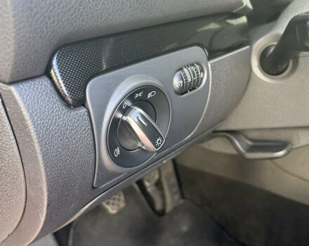 Красный Фольксваген Гольф, объемом двигателя 1.4 л и пробегом 205 тыс. км за 7350 $, фото 29 на Automoto.ua