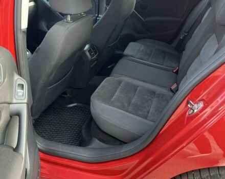 Красный Фольксваген Гольф, объемом двигателя 1.4 л и пробегом 257 тыс. км за 8500 $, фото 7 на Automoto.ua