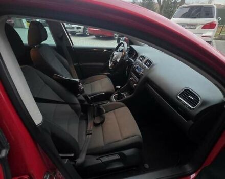 Красный Фольксваген Гольф, объемом двигателя 1.39 л и пробегом 247 тыс. км за 7200 $, фото 5 на Automoto.ua