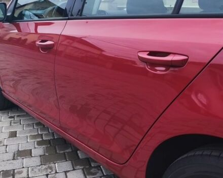 Красный Фольксваген Гольф, объемом двигателя 1.6 л и пробегом 196 тыс. км за 8000 $, фото 14 на Automoto.ua