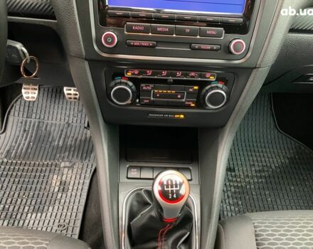 Красный Фольксваген Гольф, объемом двигателя 1.6 л и пробегом 197 тыс. км за 7690 $, фото 33 на Automoto.ua