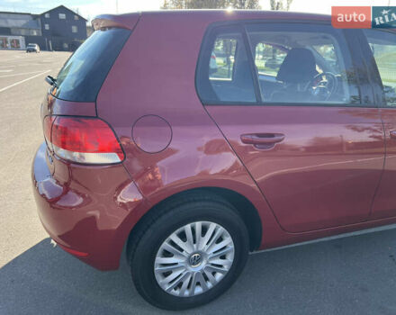 Червоний Фольксваген Гольф, об'ємом двигуна 1.6 л та пробігом 195 тис. км за 6900 $, фото 6 на Automoto.ua