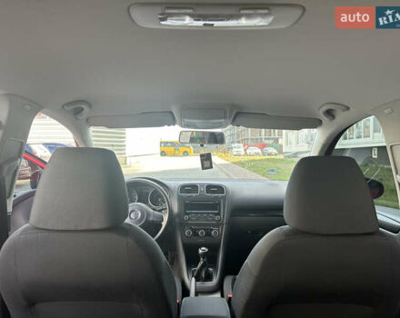 Красный Фольксваген Гольф, объемом двигателя 1.4 л и пробегом 205 тыс. км за 7350 $, фото 38 на Automoto.ua