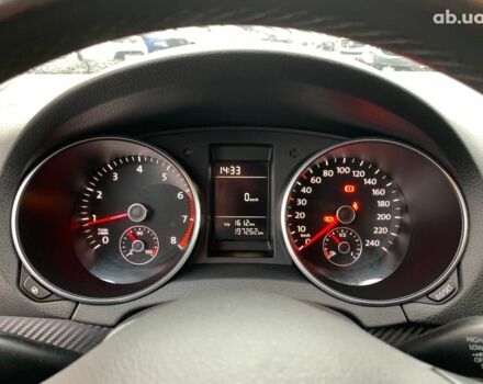 Красный Фольксваген Гольф, объемом двигателя 1.6 л и пробегом 197 тыс. км за 7690 $, фото 31 на Automoto.ua