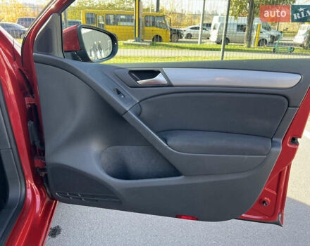 Червоний Фольксваген Гольф, об'ємом двигуна 1.6 л та пробігом 195 тис. км за 6900 $, фото 19 на Automoto.ua