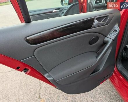 Красный Фольксваген Гольф, объемом двигателя 1.39 л и пробегом 186 тыс. км за 7500 $, фото 23 на Automoto.ua