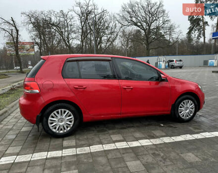 Красный Фольксваген Гольф, объемом двигателя 1.6 л и пробегом 288 тыс. км за 8000 $, фото 9 на Automoto.ua