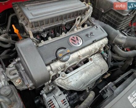 Красный Фольксваген Гольф, объемом двигателя 1.39 л и пробегом 186 тыс. км за 7500 $, фото 42 на Automoto.ua