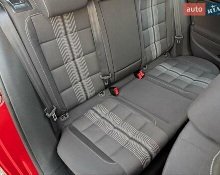 Красный Фольксваген Гольф, объемом двигателя 1.39 л и пробегом 186 тыс. км за 7500 $, фото 29 на Automoto.ua