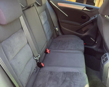 Червоний Фольксваген Гольф, об'ємом двигуна 1.39 л та пробігом 257 тис. км за 7990 $, фото 12 на Automoto.ua