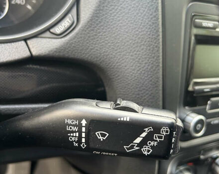 Красный Фольксваген Гольф, объемом двигателя 1.4 л и пробегом 205 тыс. км за 7350 $, фото 24 на Automoto.ua