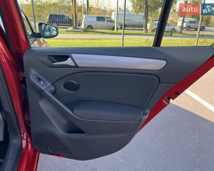 Червоний Фольксваген Гольф, об'ємом двигуна 1.6 л та пробігом 195 тис. км за 6900 $, фото 21 на Automoto.ua