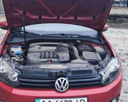 Красный Фольксваген Гольф, объемом двигателя 1.6 л и пробегом 196 тыс. км за 8000 $, фото 22 на Automoto.ua