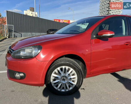 Червоний Фольксваген Гольф, об'ємом двигуна 1.6 л та пробігом 195 тис. км за 6900 $, фото 3 на Automoto.ua