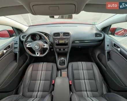 Красный Фольксваген Гольф, объемом двигателя 1.39 л и пробегом 186 тыс. км за 7500 $, фото 38 на Automoto.ua