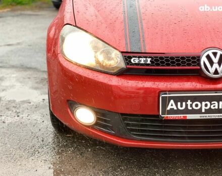 Красный Фольксваген Гольф, объемом двигателя 1.6 л и пробегом 197 тыс. км за 7690 $, фото 10 на Automoto.ua