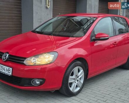Красный Фольксваген Гольф, объемом двигателя 1.39 л и пробегом 247 тыс. км за 7200 $, фото 1 на Automoto.ua