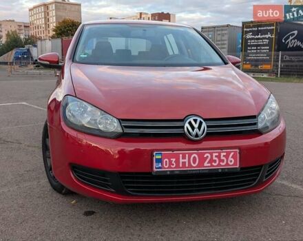Красный Фольксваген Гольф, объемом двигателя 1.39 л и пробегом 186 тыс. км за 7500 $, фото 2 на Automoto.ua