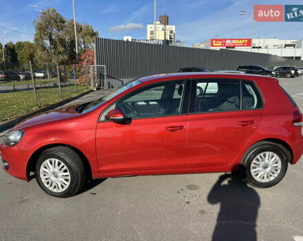 Червоний Фольксваген Гольф, об'ємом двигуна 1.6 л та пробігом 195 тис. км за 6900 $, фото 1 на Automoto.ua