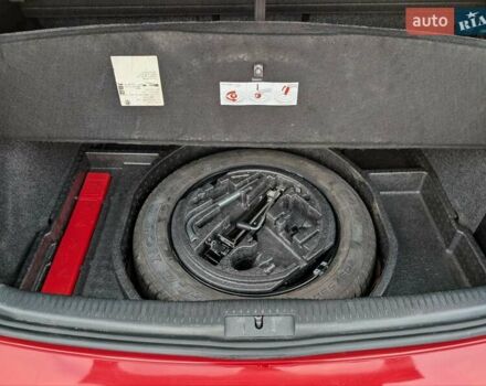 Красный Фольксваген Гольф, объемом двигателя 1.39 л и пробегом 186 тыс. км за 7500 $, фото 25 на Automoto.ua