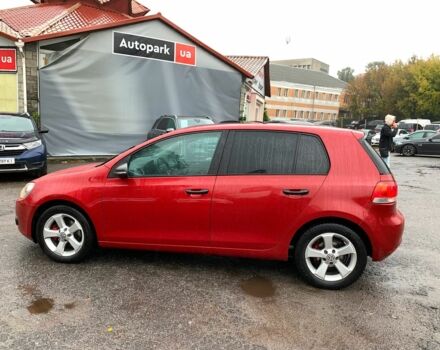 Красный Фольксваген Гольф, объемом двигателя 1.6 л и пробегом 197 тыс. км за 7690 $, фото 7 на Automoto.ua