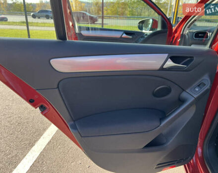 Червоний Фольксваген Гольф, об'ємом двигуна 1.6 л та пробігом 195 тис. км за 6900 $, фото 23 на Automoto.ua