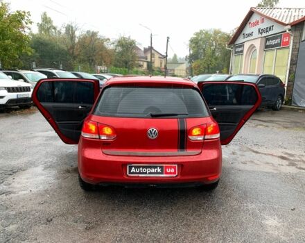 Красный Фольксваген Гольф, объемом двигателя 1.6 л и пробегом 197 тыс. км за 7690 $, фото 16 на Automoto.ua