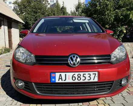 Червоний Фольксваген Гольф, об'ємом двигуна 1.39 л та пробігом 257 тис. км за 7990 $, фото 3 на Automoto.ua