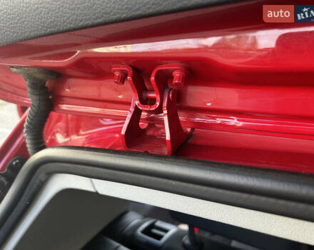 Красный Фольксваген Гольф, объемом двигателя 1.4 л и пробегом 205 тыс. км за 7350 $, фото 32 на Automoto.ua