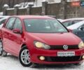 Красный Фольксваген Гольф, объемом двигателя 1.2 л и пробегом 205 тыс. км за 5550 $, фото 1 на Automoto.ua
