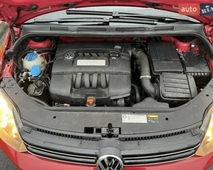 Червоний Фольксваген Гольф, об'ємом двигуна 1.6 л та пробігом 223 тис. км за 6550 $, фото 24 на Automoto.ua