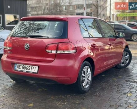 Красный Фольксваген Гольф, объемом двигателя 1.2 л и пробегом 205 тыс. км за 6800 $, фото 3 на Automoto.ua