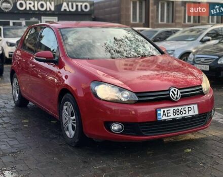 Красный Фольксваген Гольф, объемом двигателя 1.2 л и пробегом 205 тыс. км за 6800 $, фото 6 на Automoto.ua